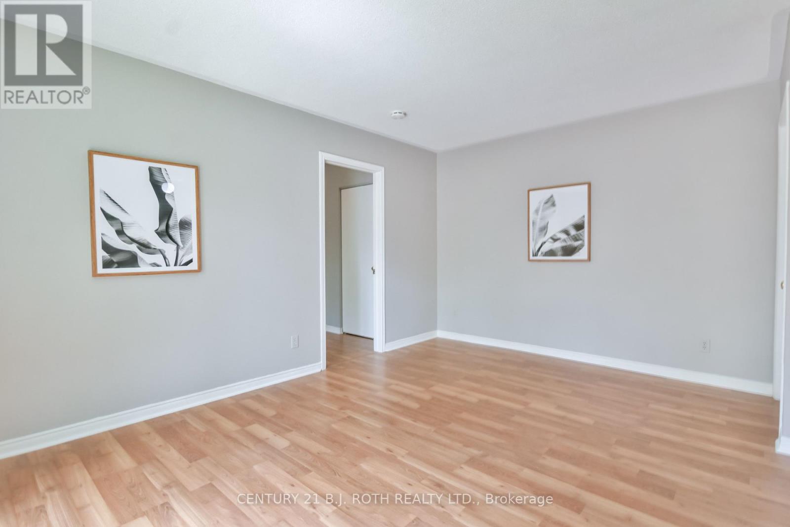 Property at 19 SOUTH STREET S image 4