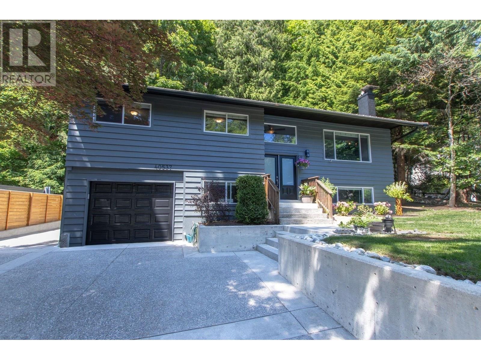 Property at 40537 N HIGHLANDS WAY image 1