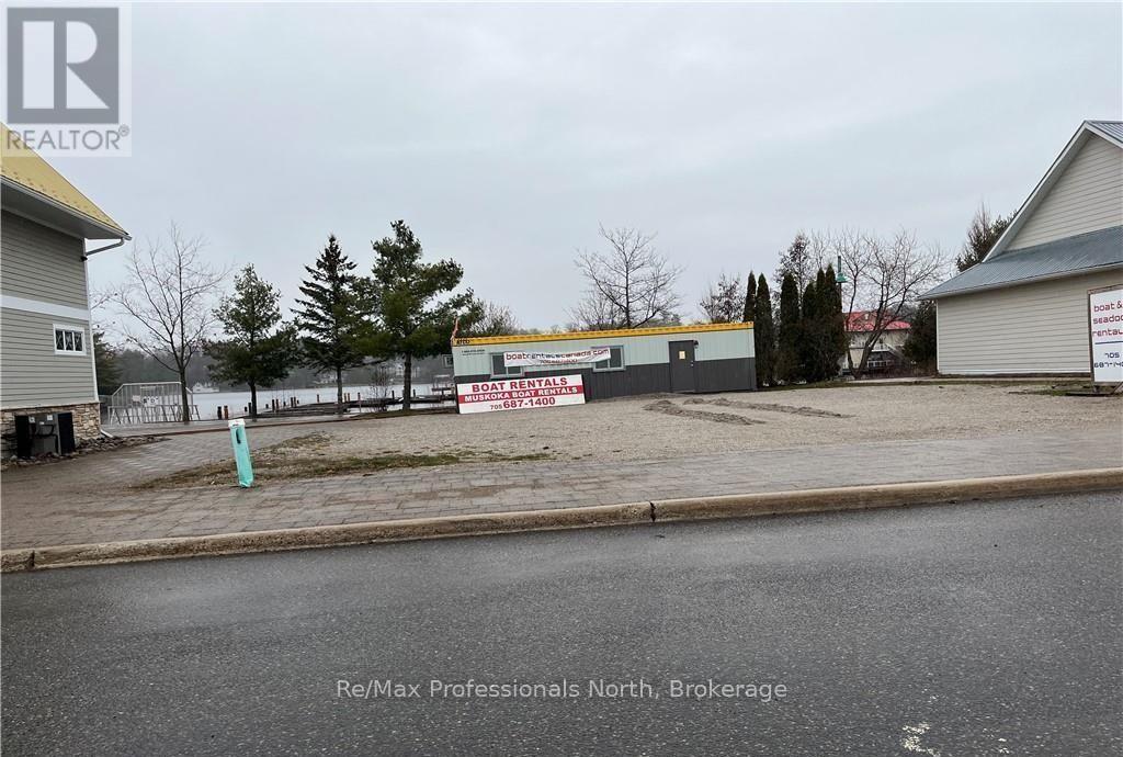 145 Steamship Bay Road, Gravenhurst, Ontario  P1P 1Z9 - Photo 5 - X12260206