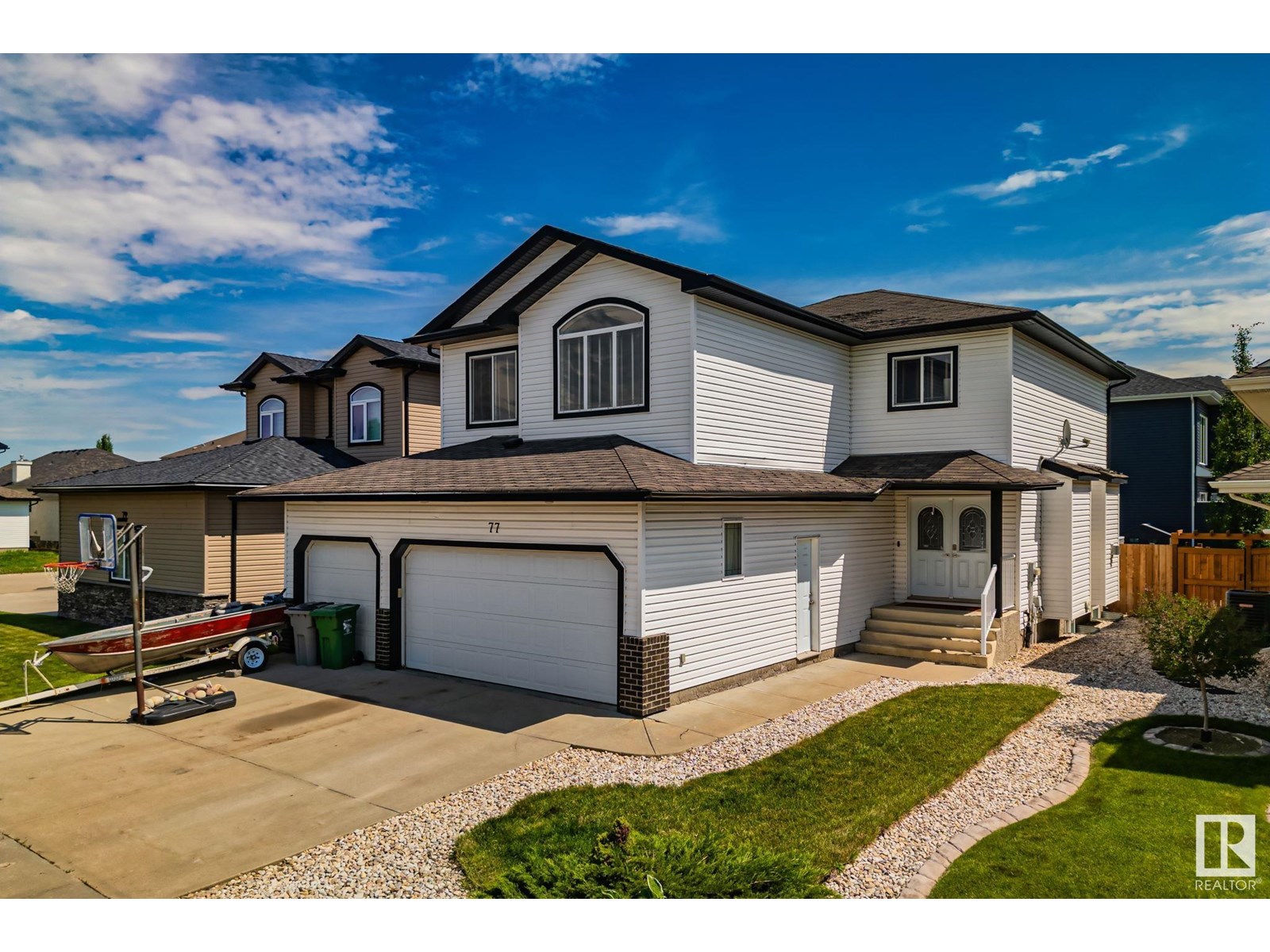 77 LAKEWOOD BV, Beaumont, Alberta