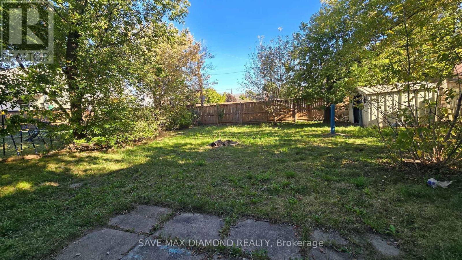 19 Pearl Street, Mississauga, Ontario  L5M 1X1 - Photo 8 - W12259955
