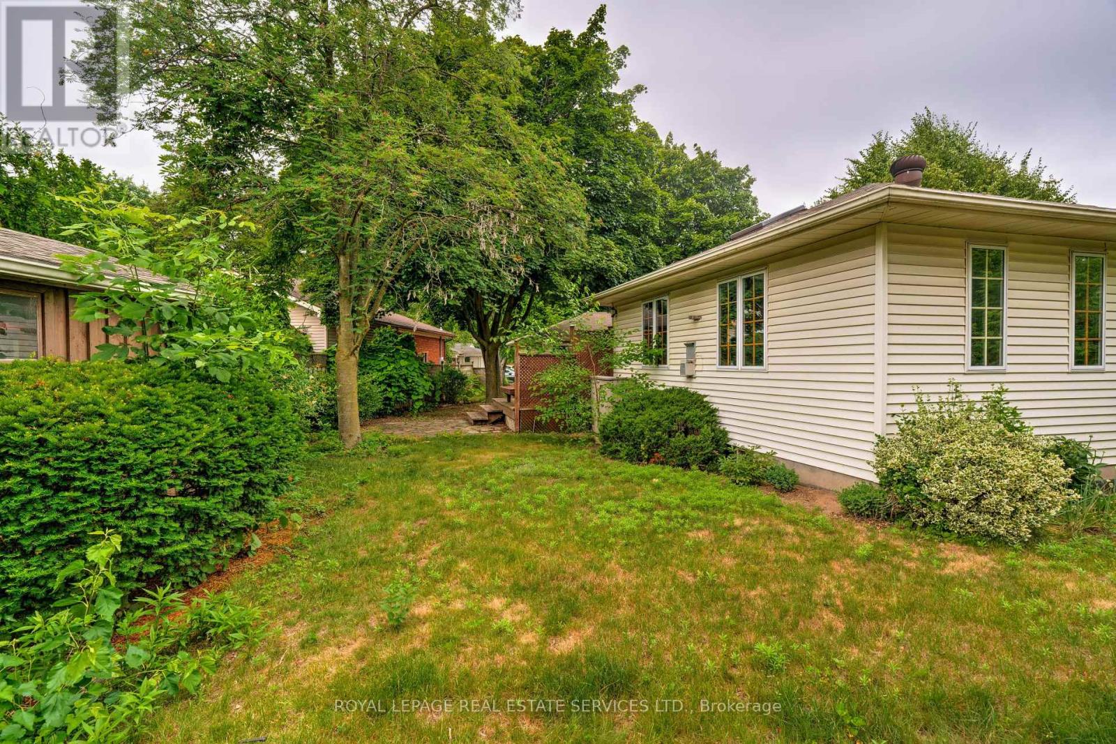 478 Avon Crescent, Oakville, Ontario  L6J 2T4 - Photo 34 - W12260002