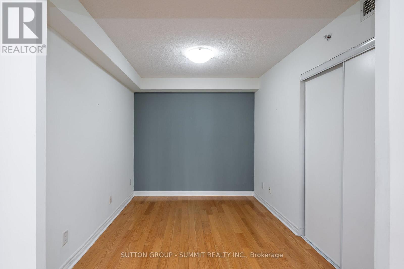 808 - 350 Princess Royal Drive, Mississauga, Ontario  L5B 4N1 - Photo 21 - W12260014