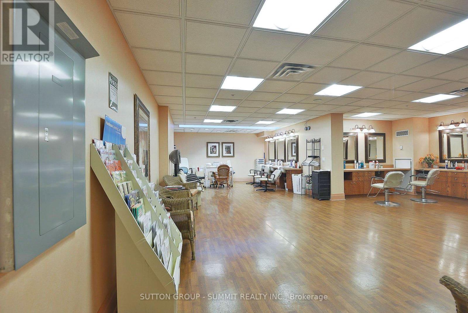 808 - 350 Princess Royal Drive, Mississauga, Ontario  L5B 4N1 - Photo 43 - W12260014