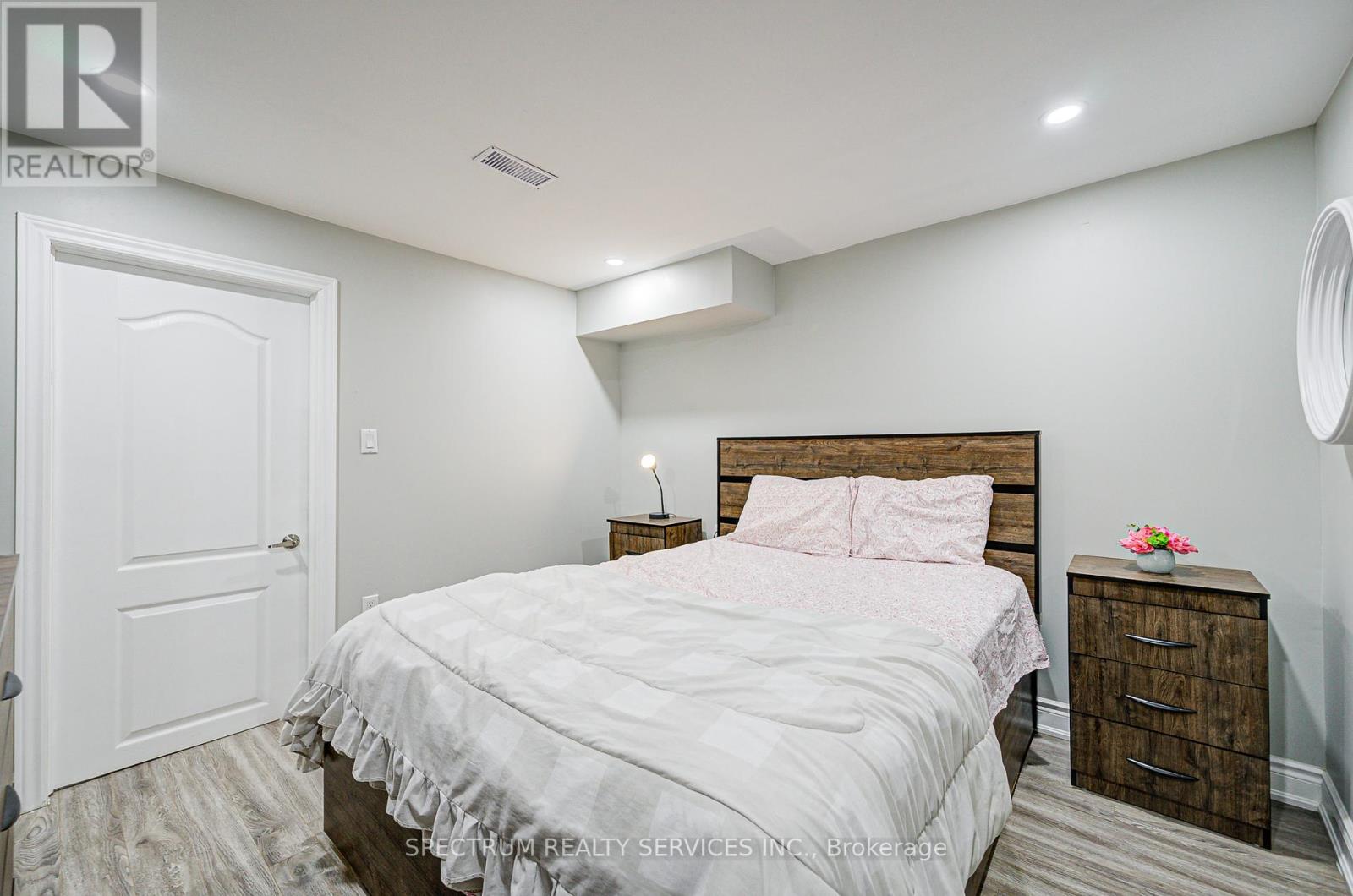 330 Centre Street, Shelburne, Ontario  L9V 2Y6 - Photo 44 - X12259969