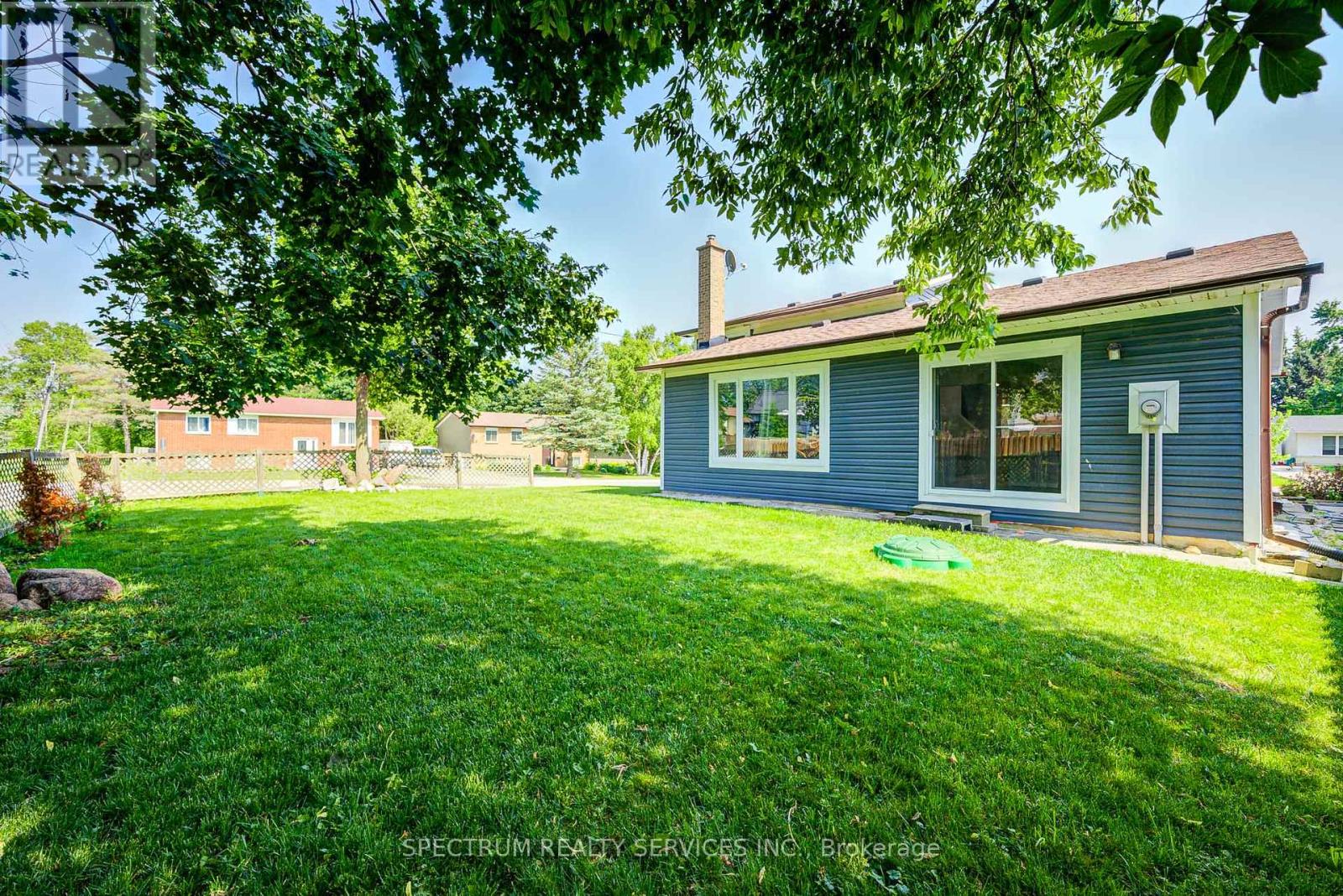 330 Centre Street, Shelburne, Ontario  L9V 2Y6 - Photo 45 - X12259969