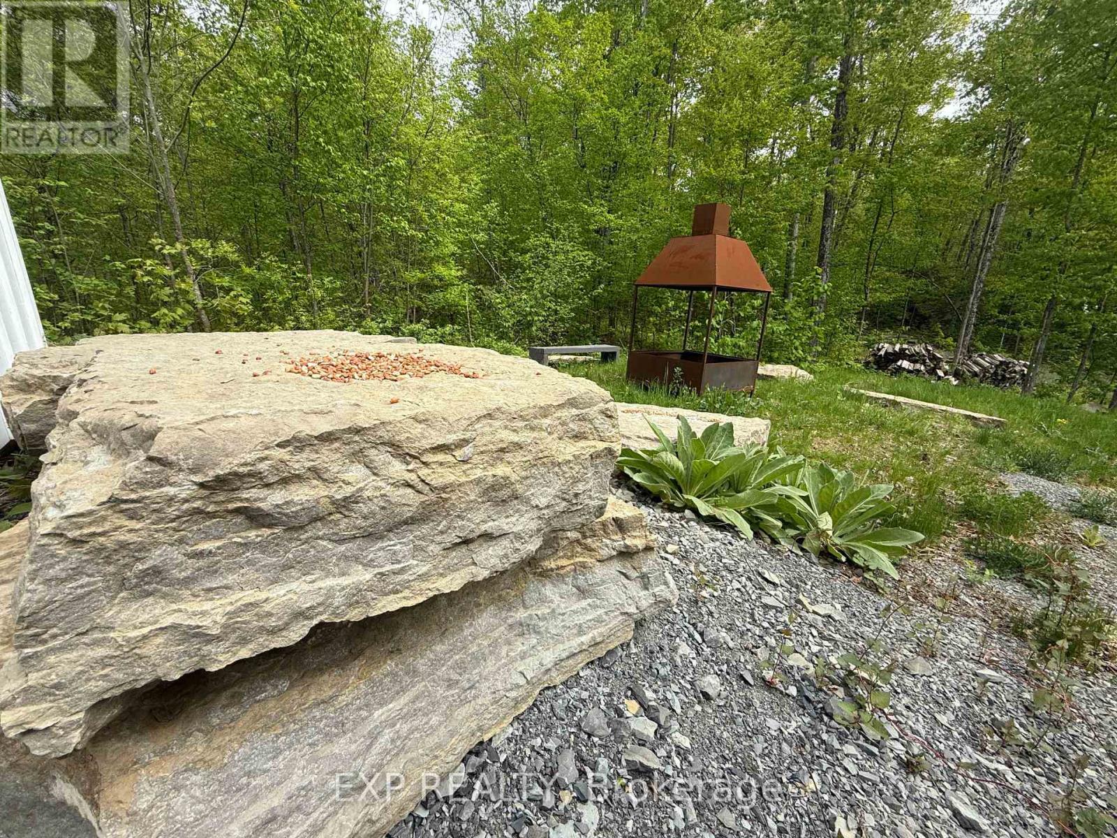 1077 Polar Bear Lane, Frontenac, Ontario  K0H 2P0 - Photo 19 - X12259989