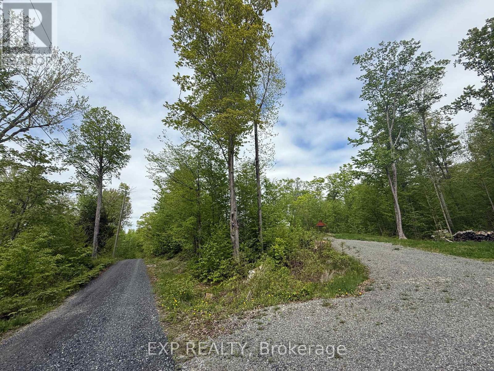 1077 Polar Bear Lane, Frontenac, Ontario  K0H 2P0 - Photo 22 - X12259989