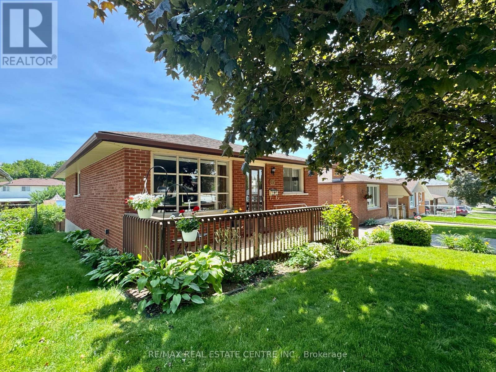 Property at 85 LOWREY AVENUE S image 3