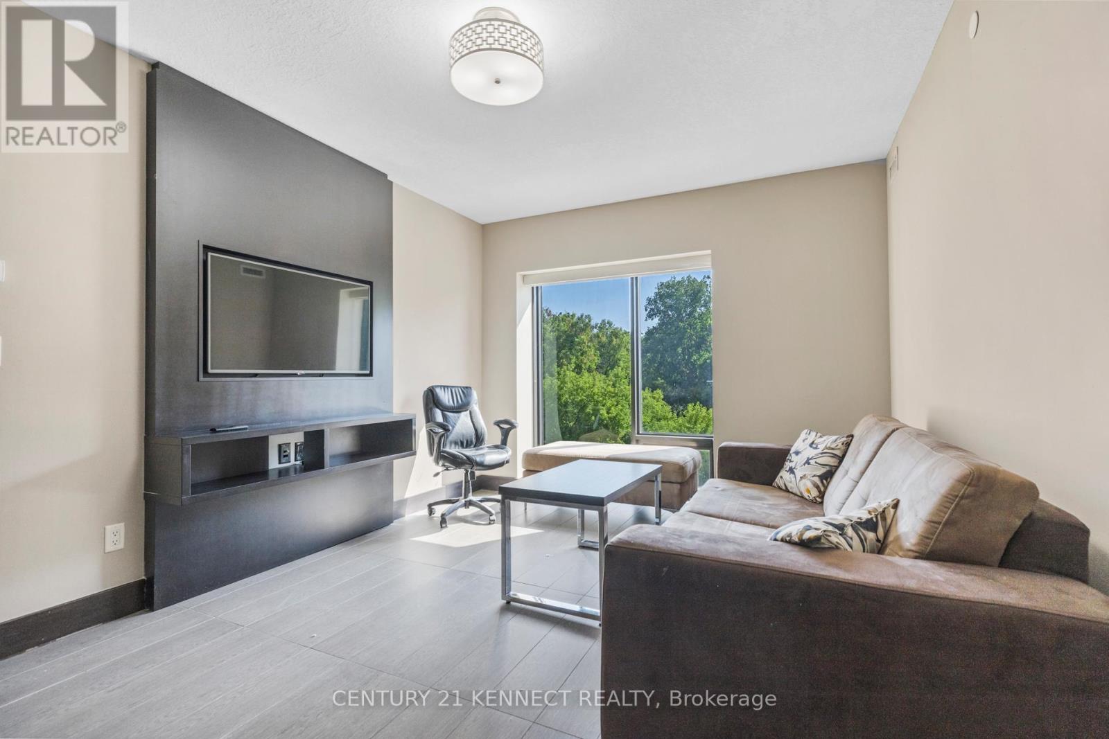 Property at 417 - 1235 RICHMOND STREET image 4