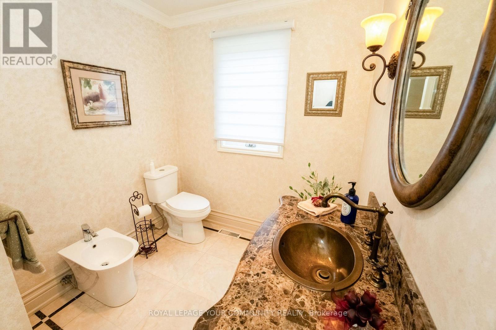1 Tannery Court, Richmond Hill, Ontario  L4C 7V5 - Photo 19 - N12257108