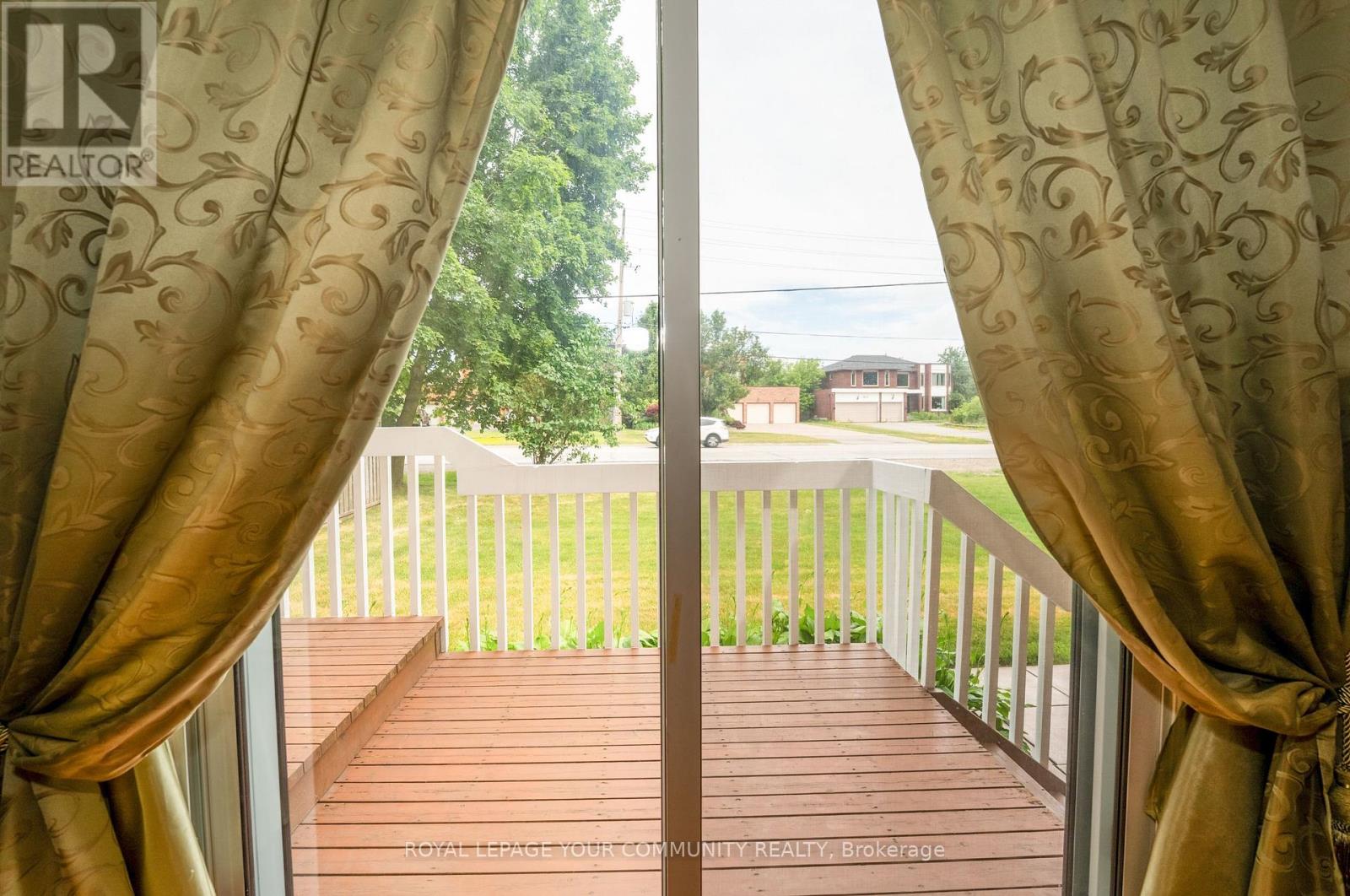 1 Tannery Court, Richmond Hill, Ontario  L4C 7V5 - Photo 10 - N12257108