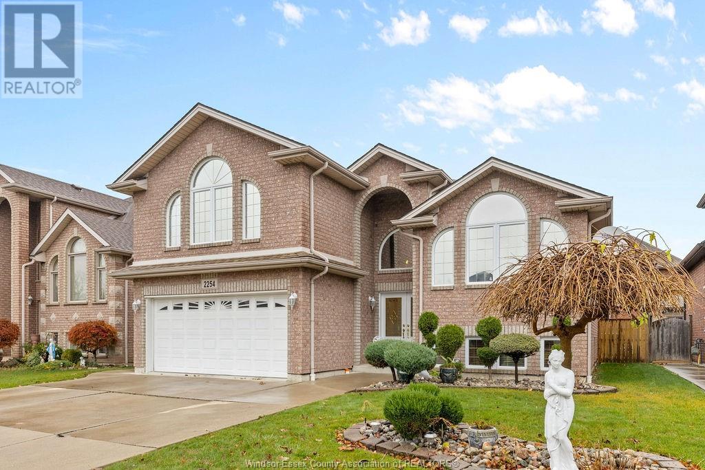 2254 Askin Ave, Windsor, Ontario  N9B 3Y4 - Photo 2 - 25016824