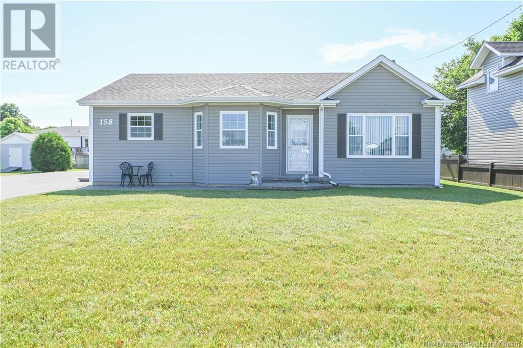 158 3e rue Street, Shippagan, New Brunswick