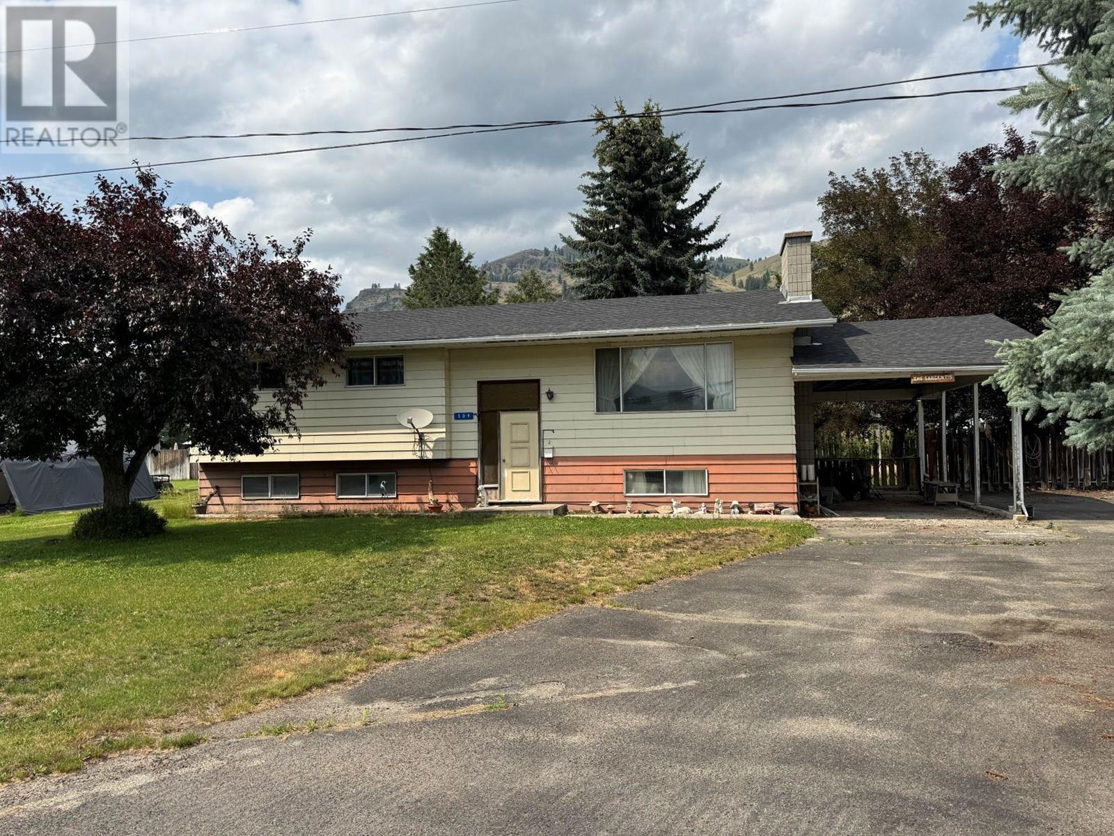 509 7th Avenue, midway, British Columbia