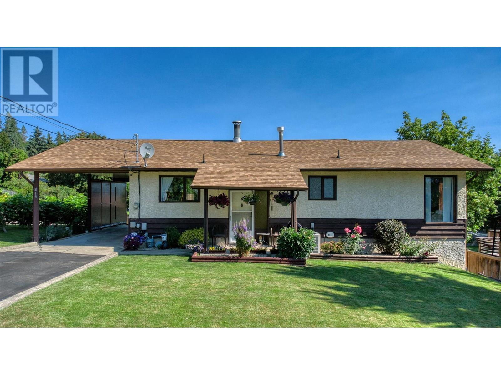 813 Cliff Avenue, Enderby, British Columbia