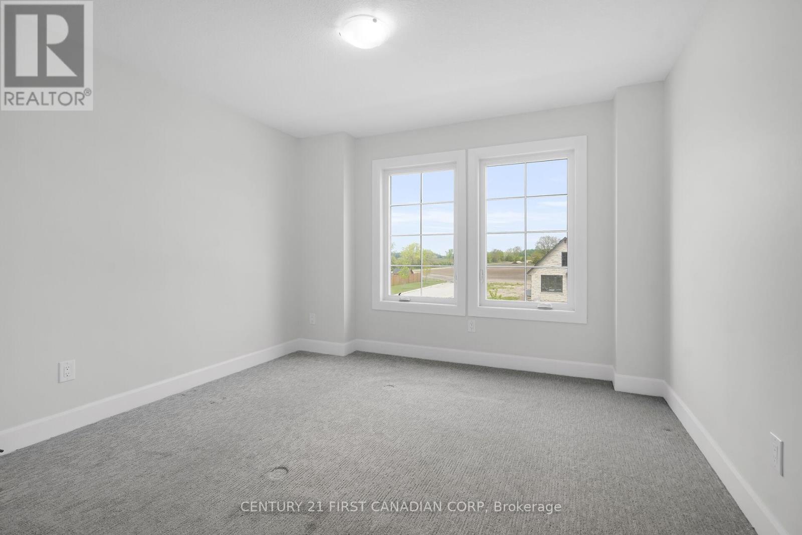 287a Nancy Street, Dutton/dunwich, Ontario  N0L 1J0 - Photo 27 - X12260336