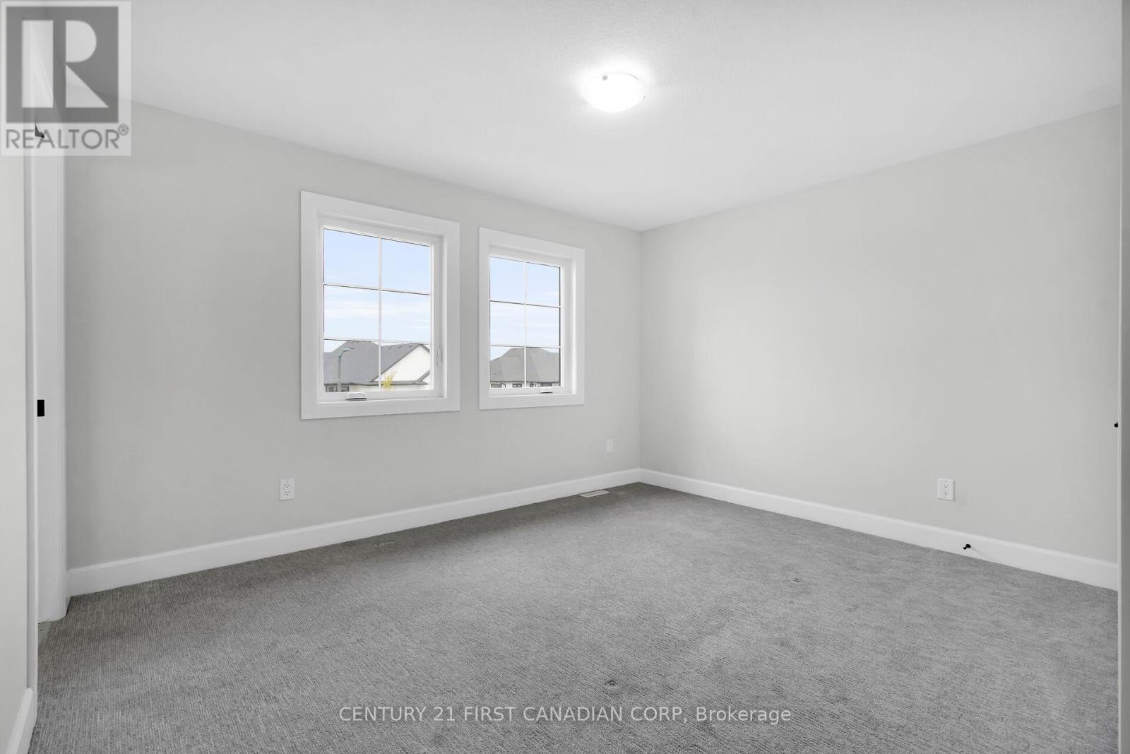 287a Nancy Street, Dutton/dunwich, Ontario  N0L 1J0 - Photo 31 - X12260336