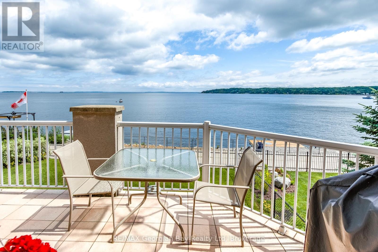 Property at 487 ABERDEEN BOULEVARD image 3