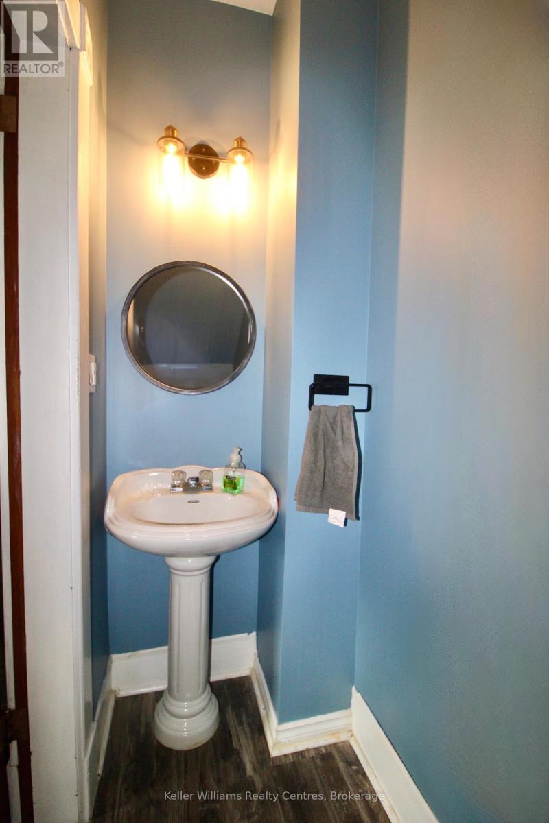 618 8th Avenue, Hanover, Ontario  N4N 2L3 - Photo 15 - X12260399