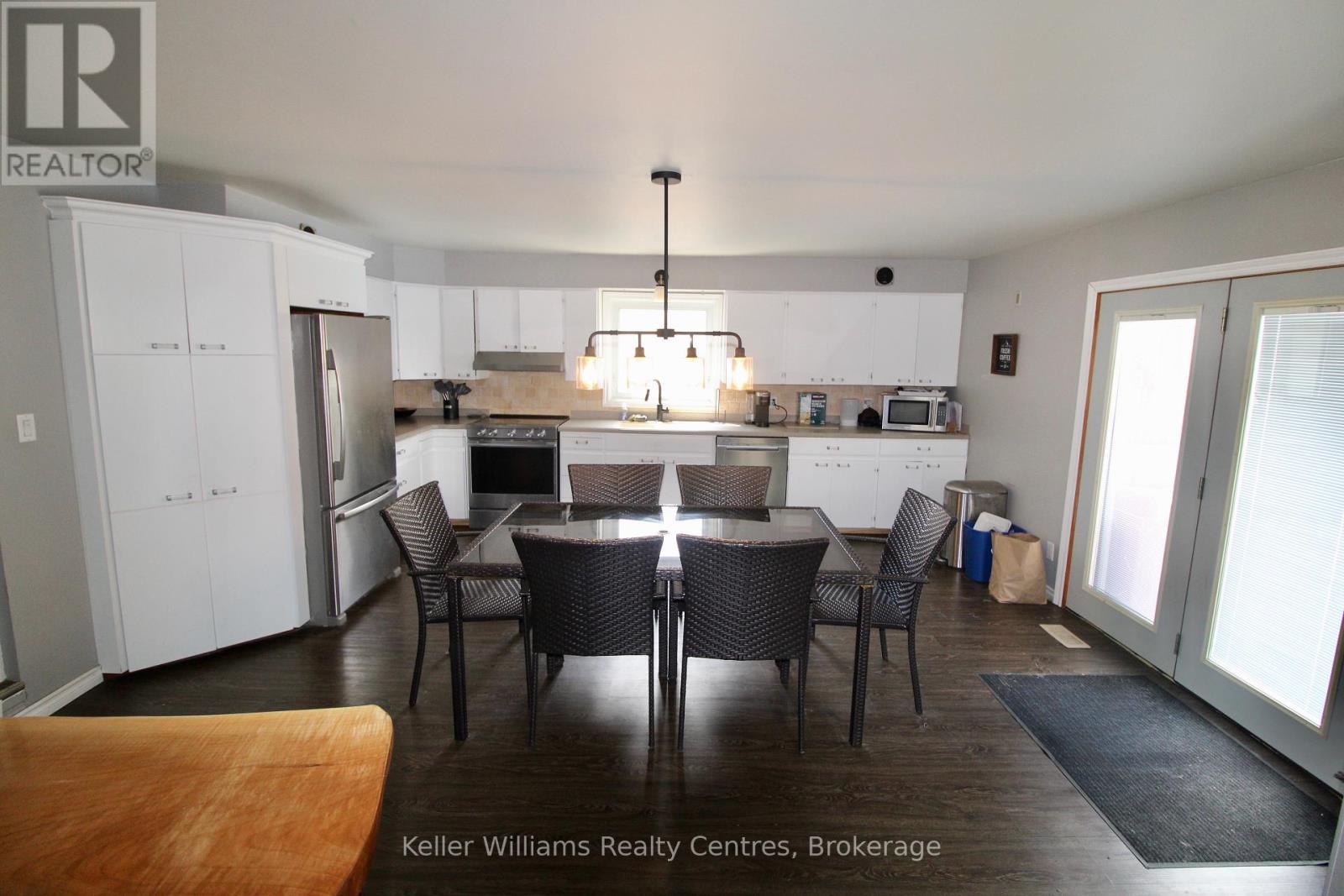 618 8th Avenue, Hanover, Ontario  N4N 2L3 - Photo 17 - X12260399