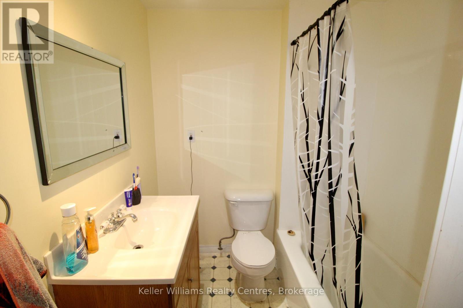 618 8th Avenue, Hanover, Ontario  N4N 2L3 - Photo 30 - X12260399