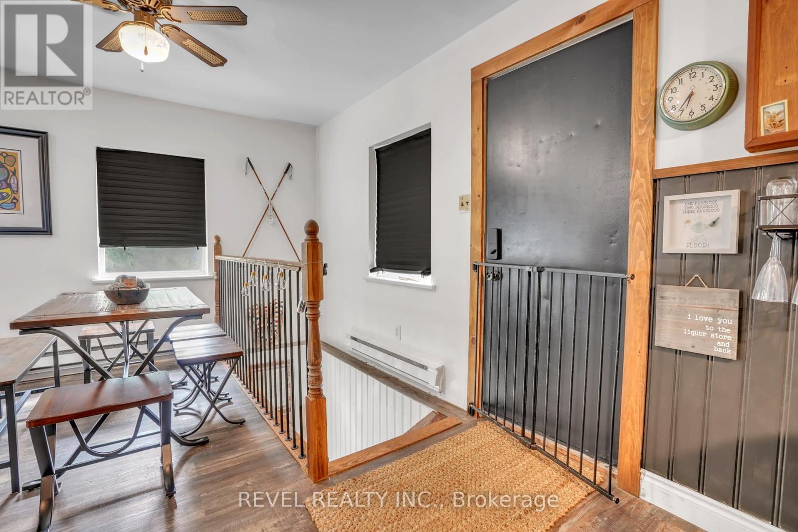 Property at 43 MANITOU CRESCENT image 4