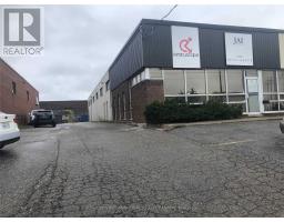 125 BRISBANE ROAD, Toronto, Ontario