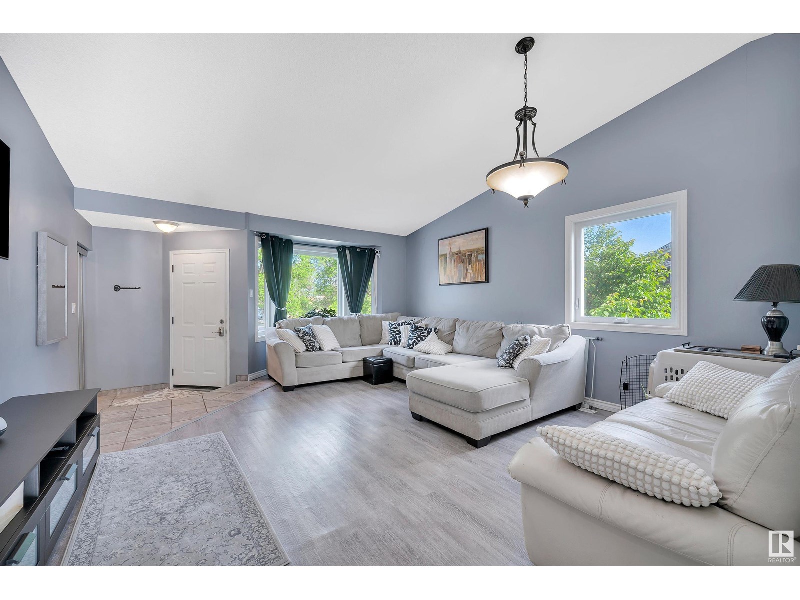 Property at 78 BLUEBERRY CR image 3