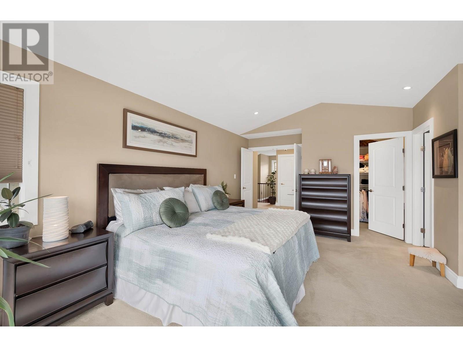 Property at 460 Azure Place Unit# 16 image 1