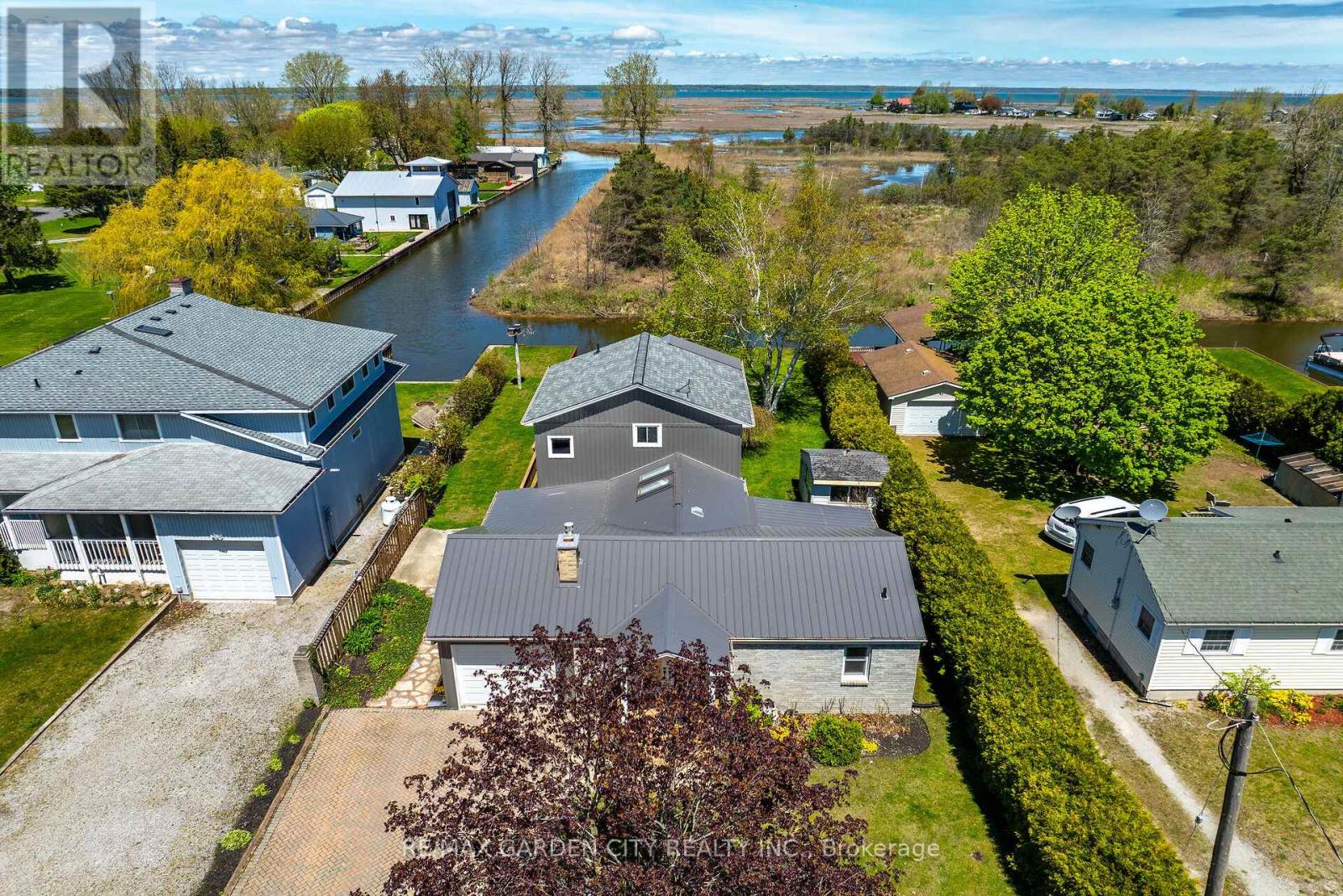 270 ERIE BOULEVARD, Norfolk, Ontario