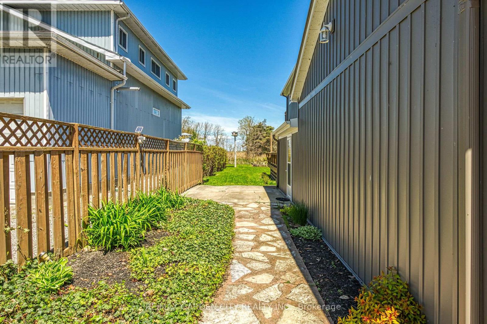 270 Erie Boulevard, Norfolk, Ontario  N0E 1M0 - Photo 27 - X12260208
