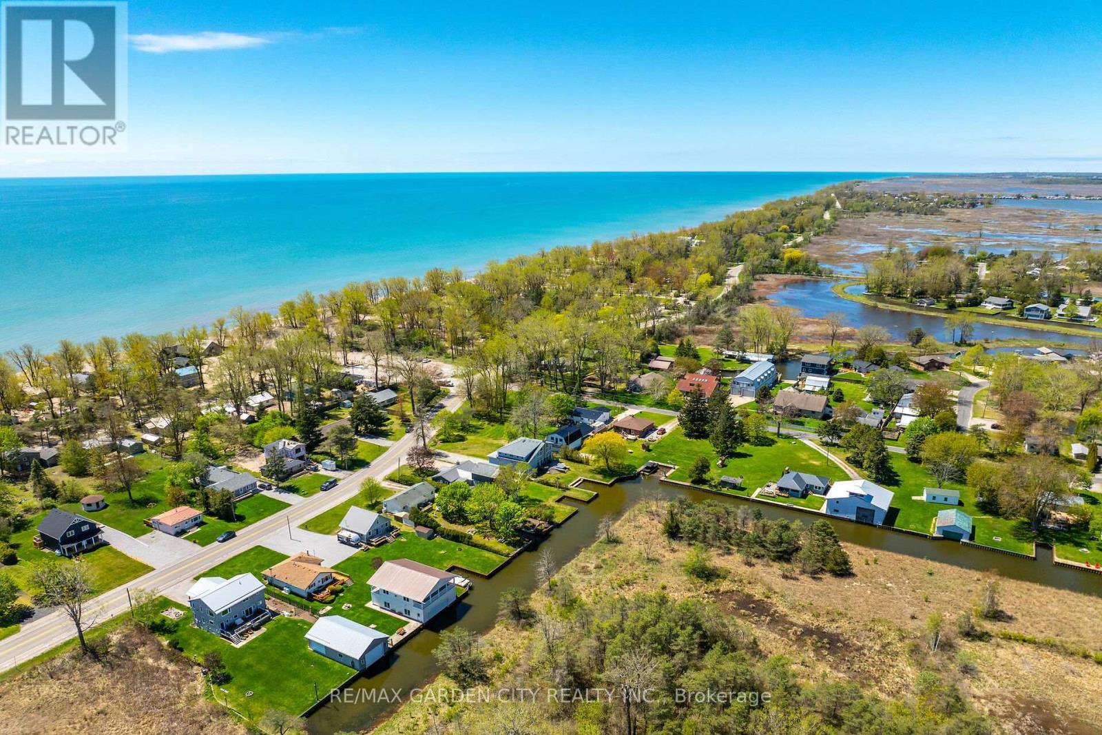 270 Erie Boulevard, Norfolk, Ontario  N0E 1M0 - Photo 41 - X12260208