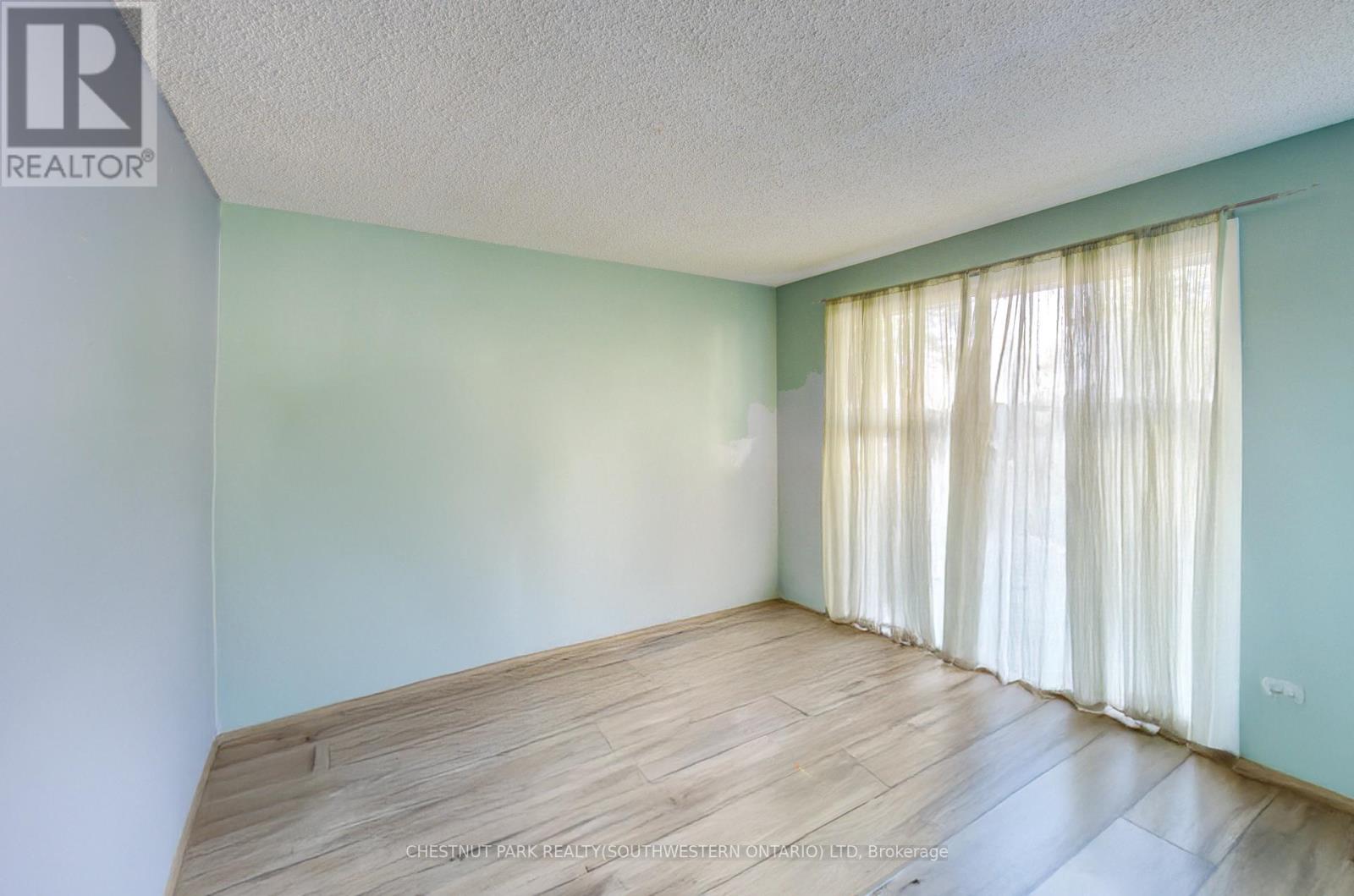Property at B - 28 AMOS AVENUE E image 2