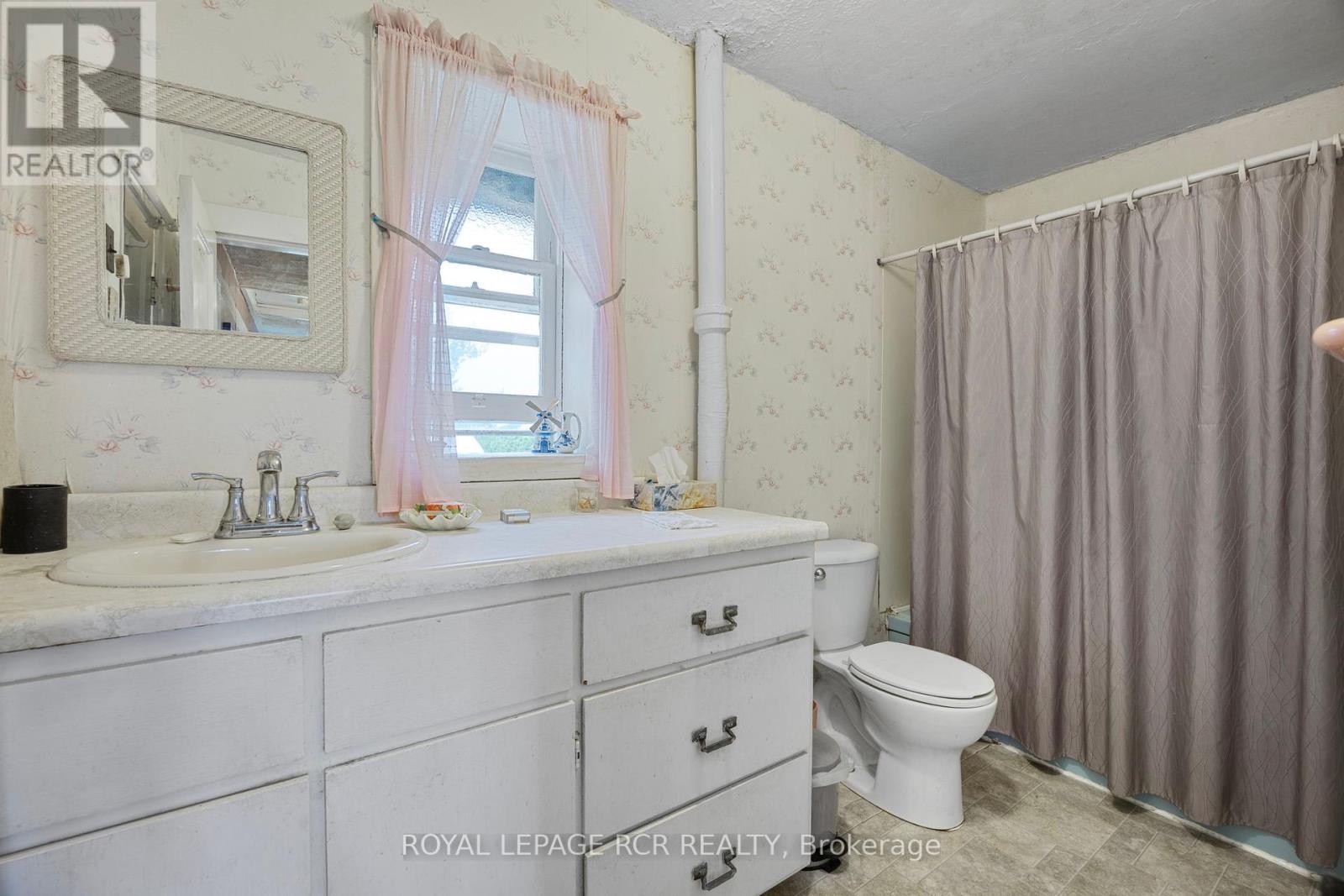 5616 County Rd 15, Adjala-Tosorontio, Ontario  L9R 1V3 - Photo 15 - N12260339