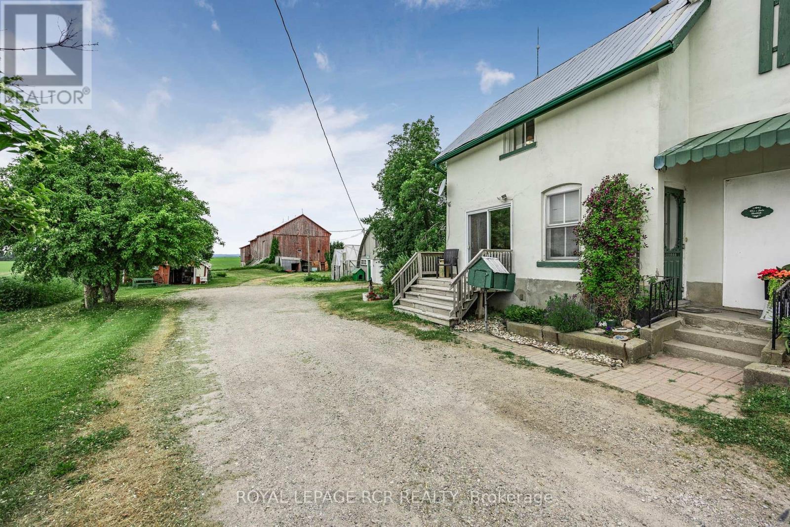 5616 County Rd 15, Adjala-Tosorontio, Ontario  L9R 1V3 - Photo 31 - N12260339