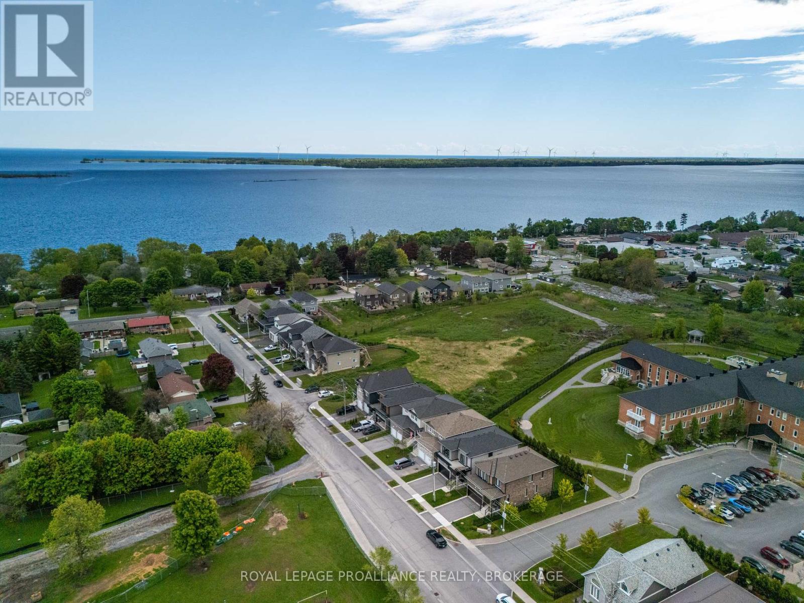16 Park Crescent, Loyalist, Ontario  K7N 0C2 - Photo 36 - X12260492