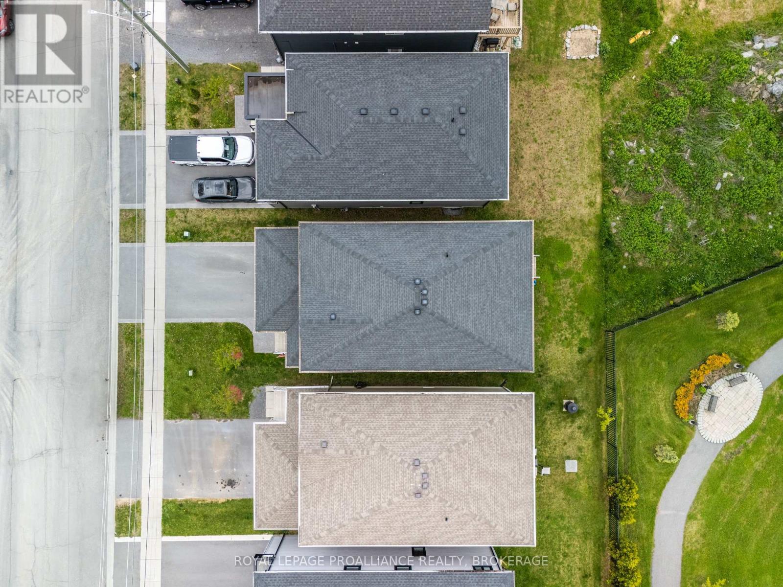 16 Park Crescent, Loyalist, Ontario  K7N 0C2 - Photo 40 - X12260492