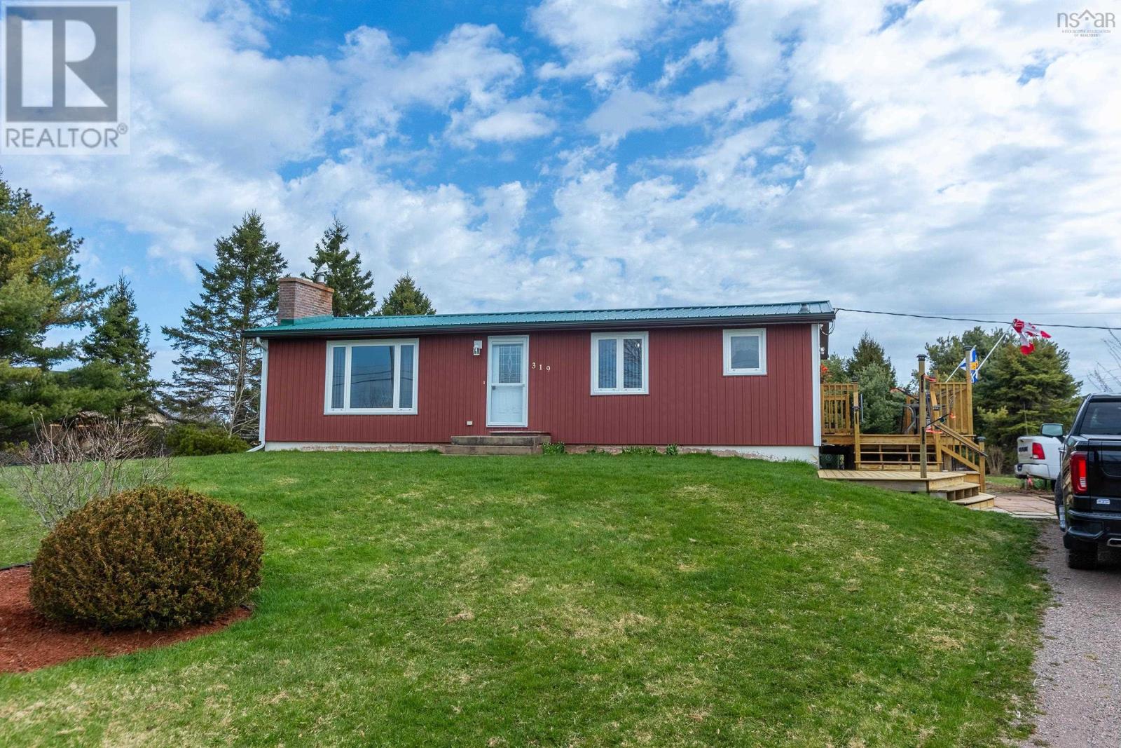 319 Willow Street, East Amherst, Nova Scotia  B4H 3Y3 - Photo 1 - 202509495