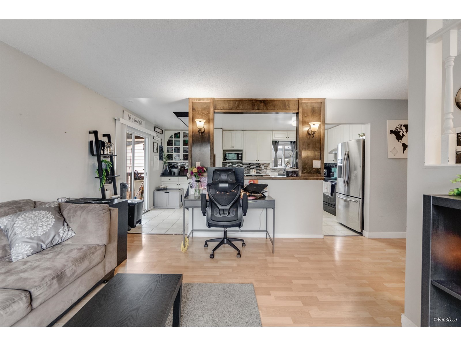 Property at 5009 208 STREET image 4