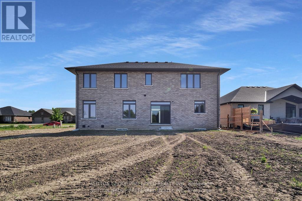 186 Leitch Street, Dutton/dunwich, Ontario  N0L 1J0 - Photo 40 - X12260510