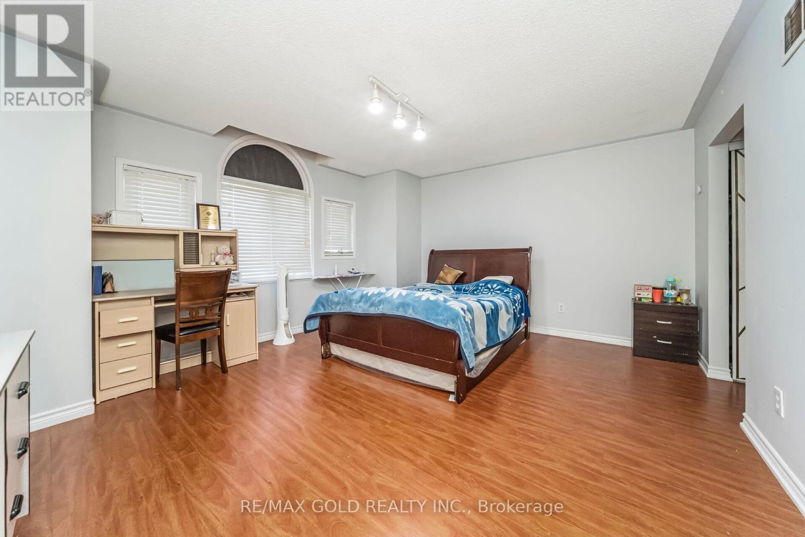 67 Sal Circle, Brampton, Ontario  L6R 1H6 - Photo 26 - W12260416