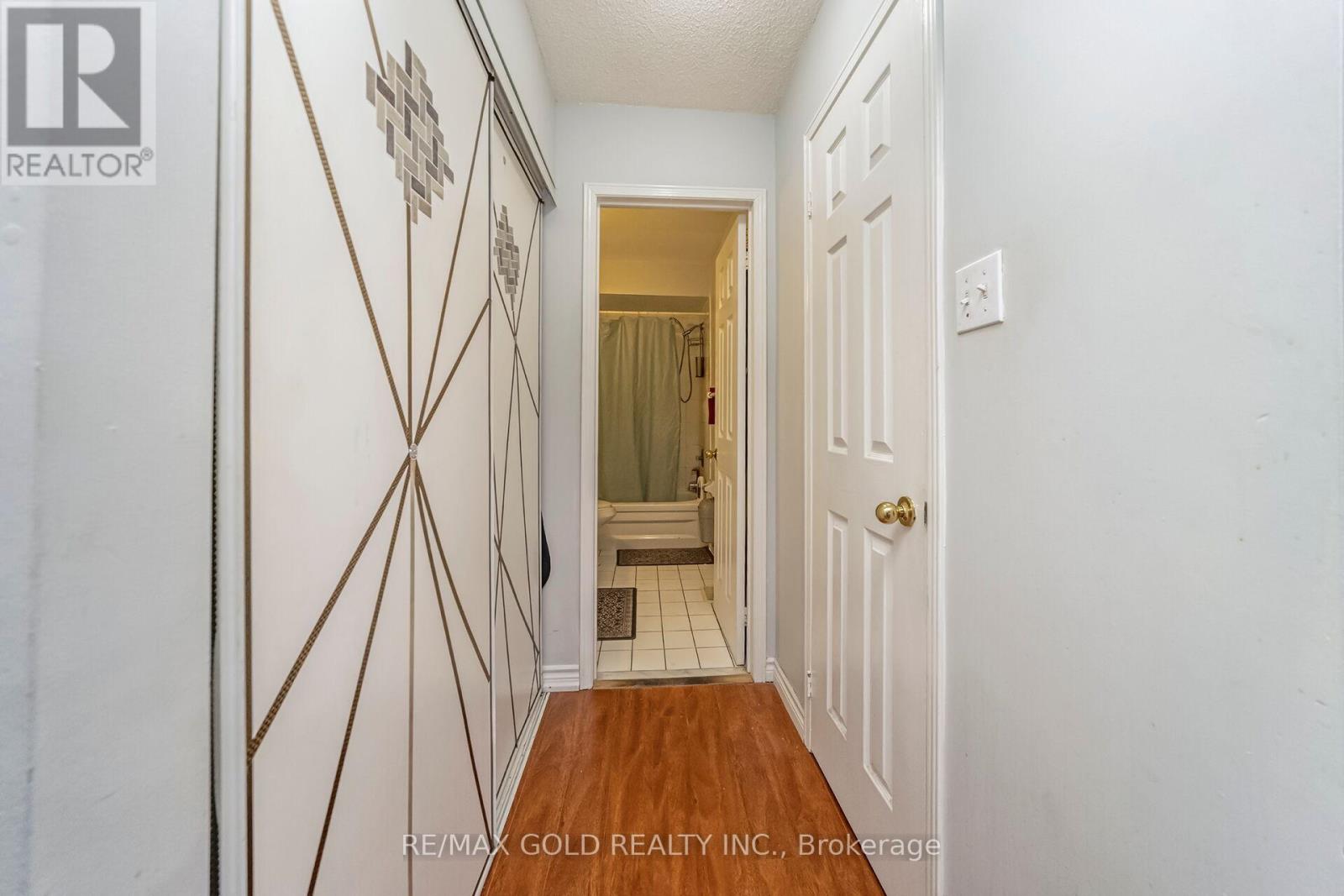 67 Sal Circle, Brampton, Ontario  L6R 1H6 - Photo 27 - W12260416