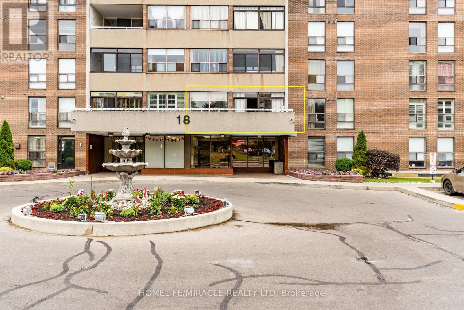 Property at 206 - 18 KNIGHTSBRIDGE ROAD image 3