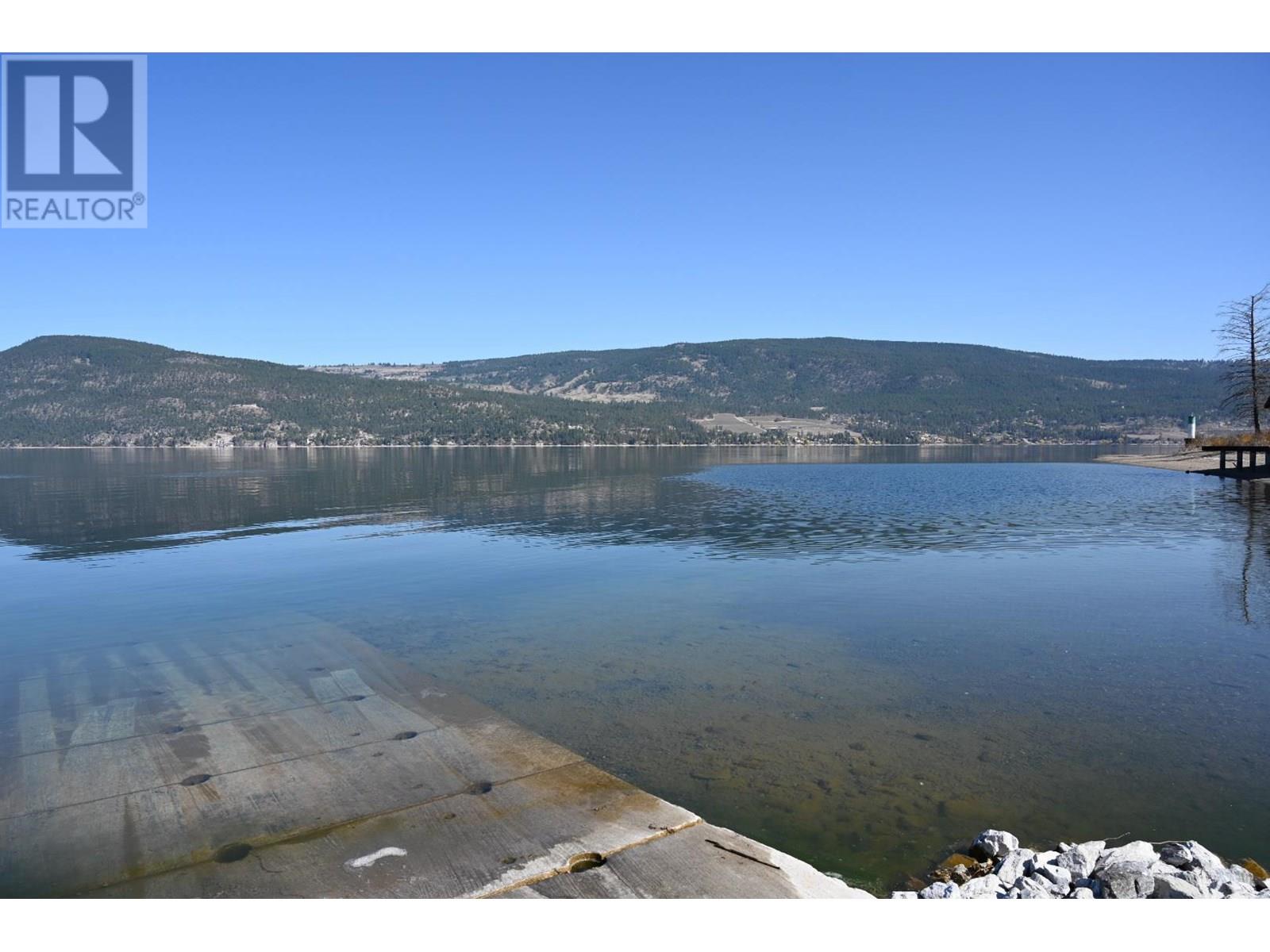 7100 Dunwaters Road, Kelowna, British Columbia  V1Z 3W6 - Photo 21 - 10354531