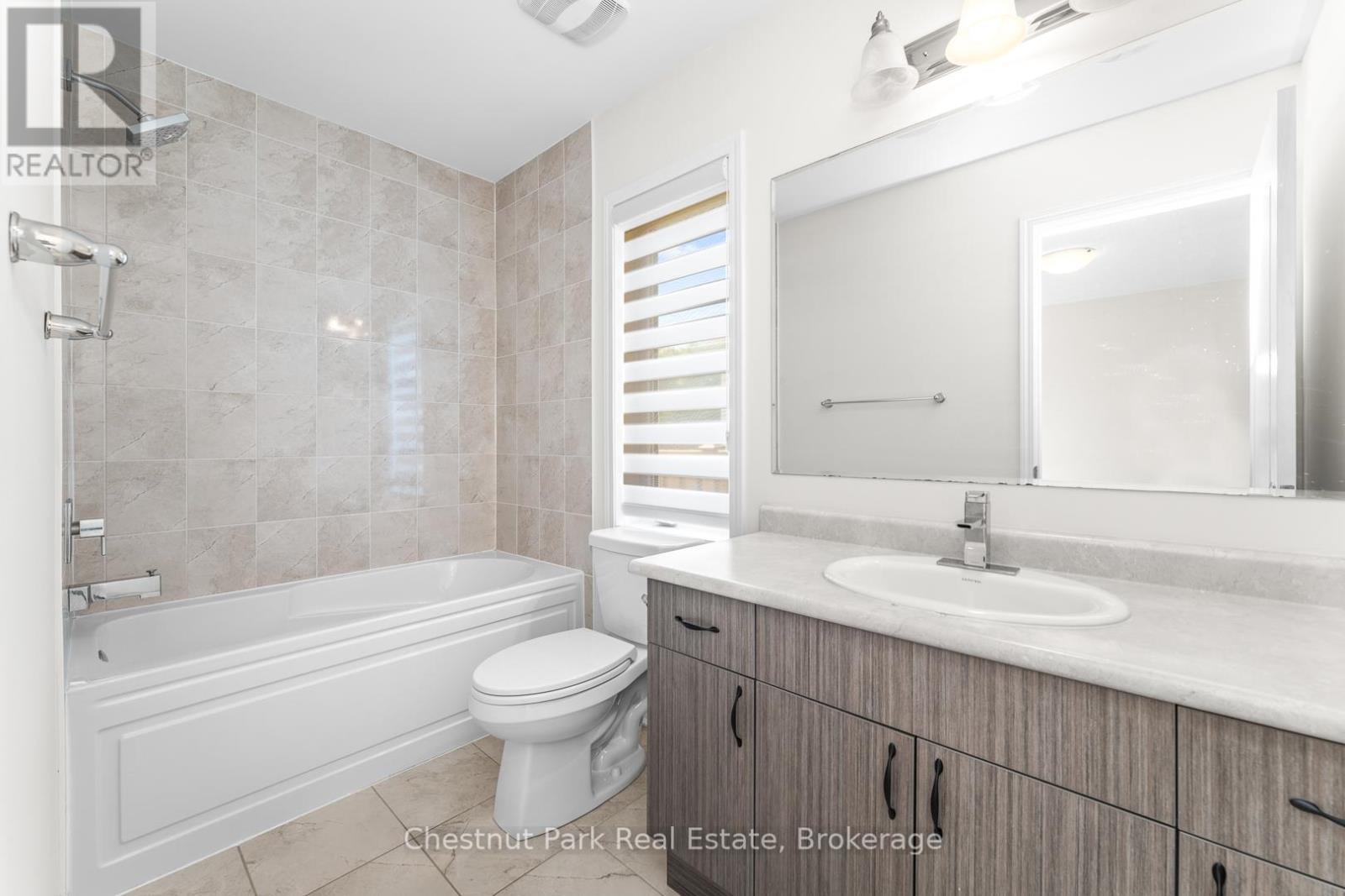 25 Hunter Place, Bracebridge, Ontario  P1L 0E1 - Photo 15 - X12260457