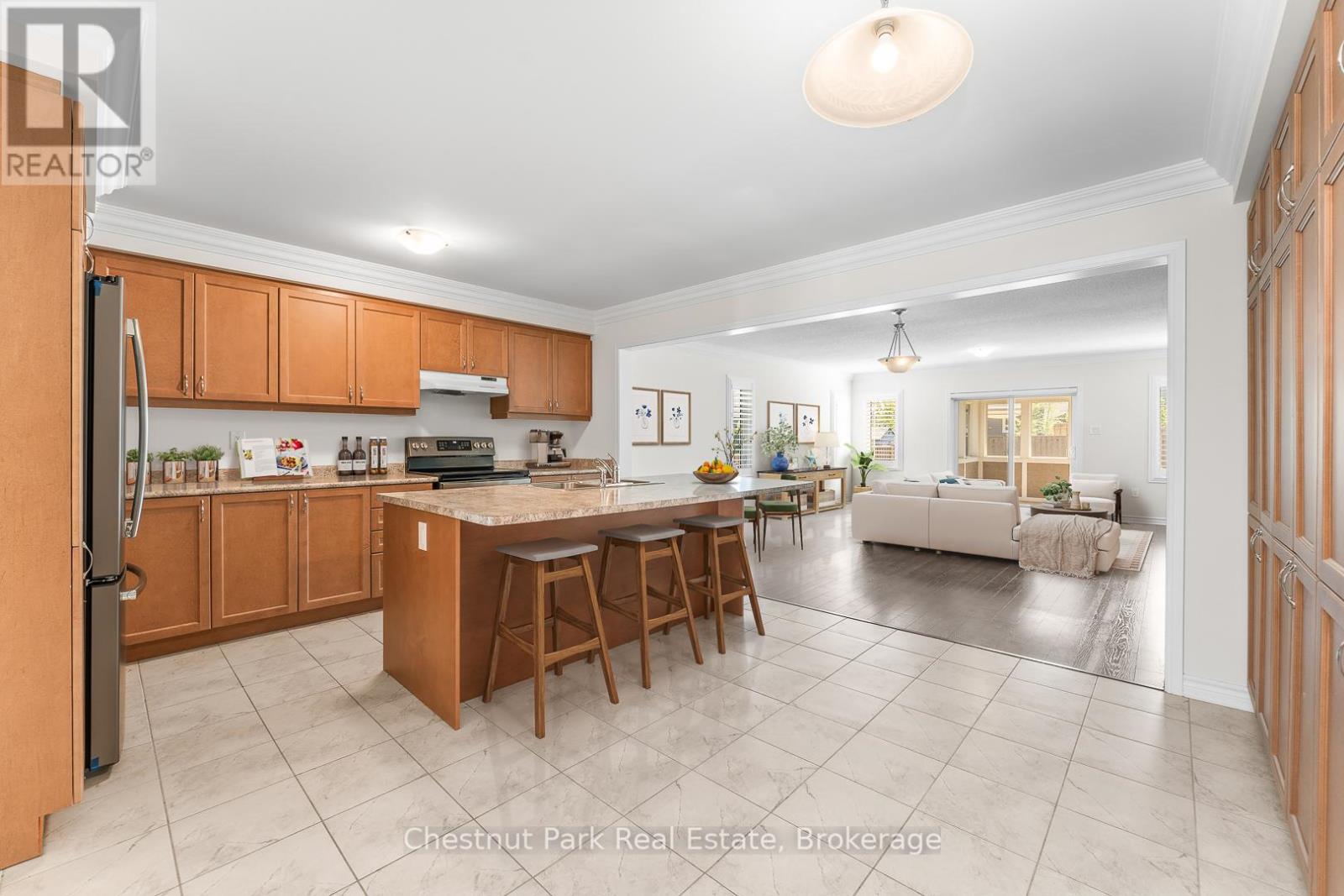 Property at 25 HUNTER PLACE image 4