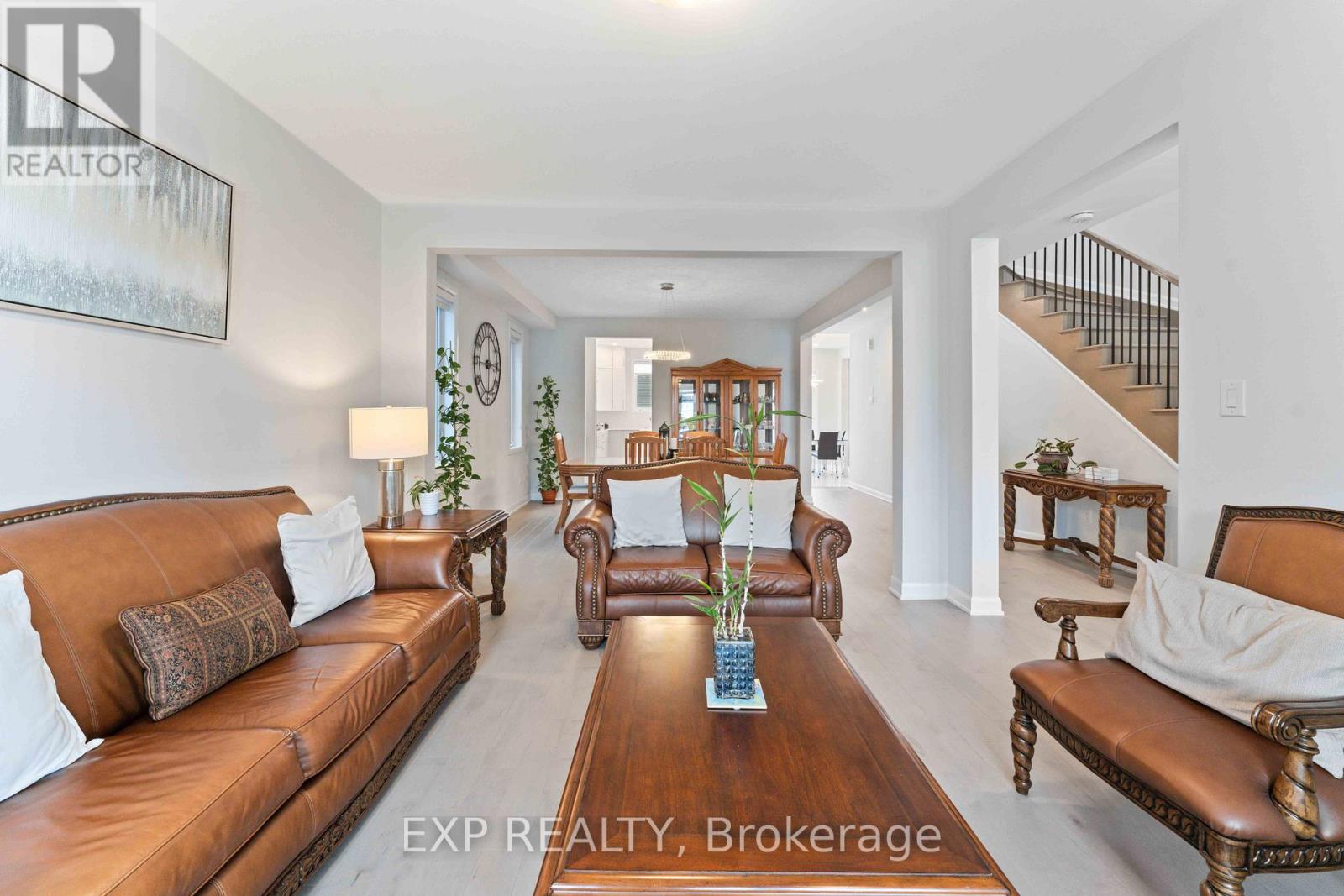 Property at 700 COAST CIRCLE image 4