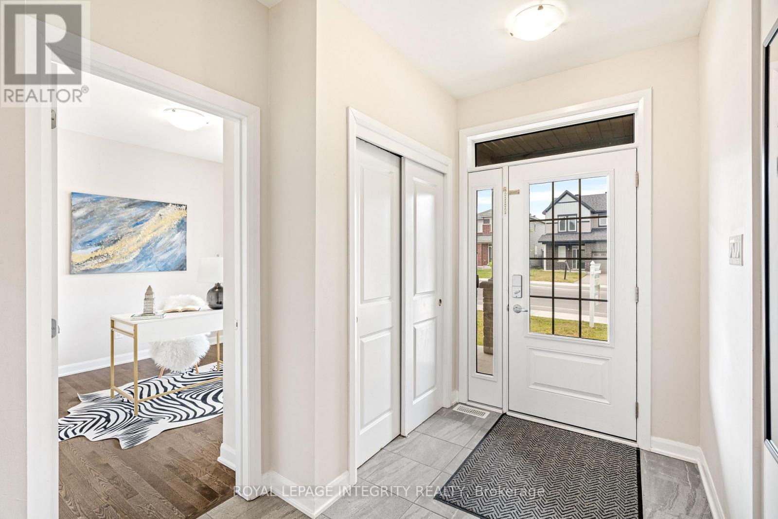 Property at 787 CAPPAMORE DRIVE image 3