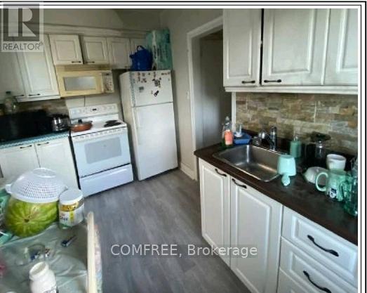 90 Riverside Drive, Greater Sudbury, Ontario  P3E 1G8 - Photo 11 - X12260498